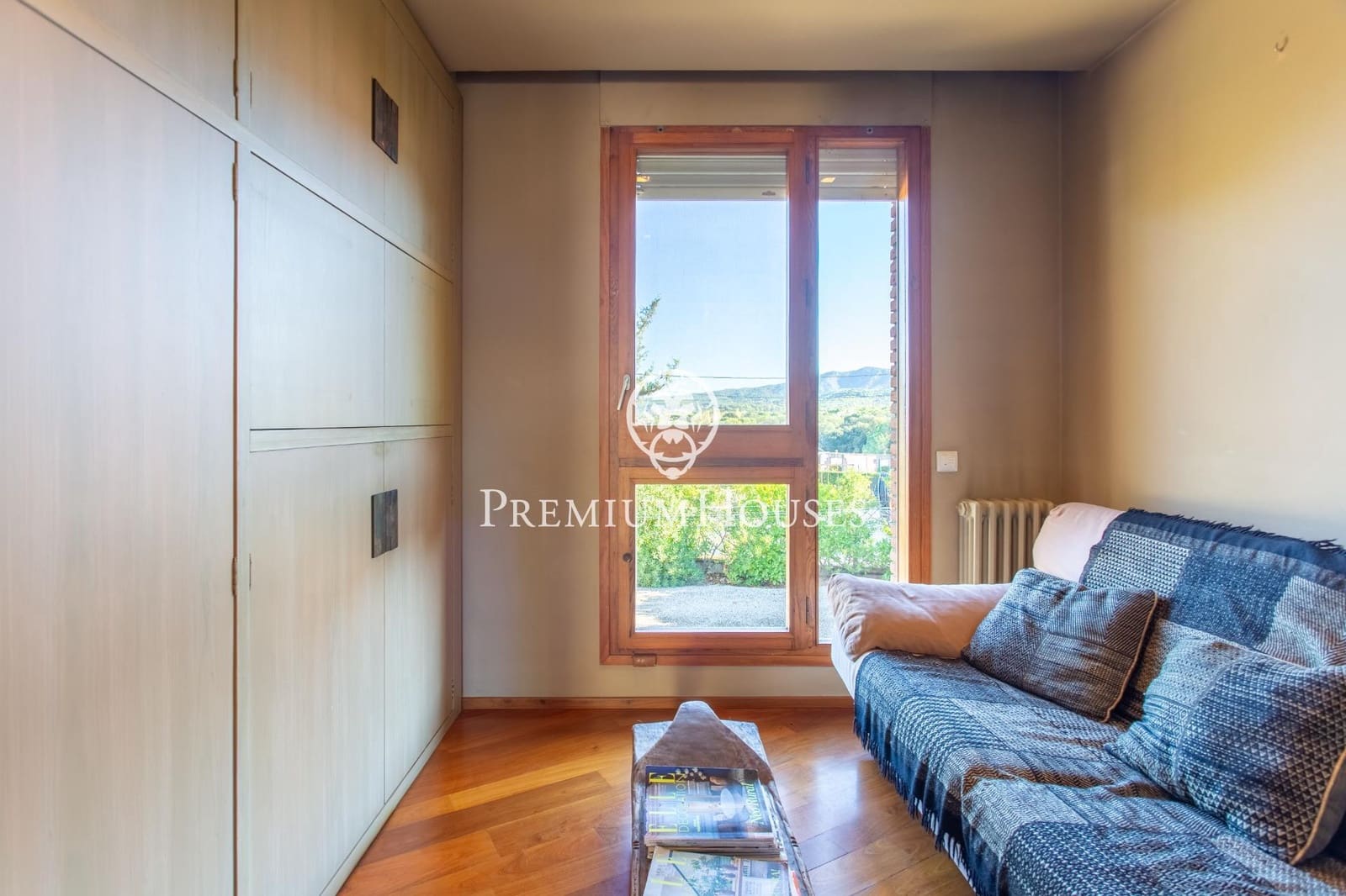 8 slaapkamer Villa te koop in Montornes del Valles met zwembad garage - € 1.200.000 (Ref: 9411237)