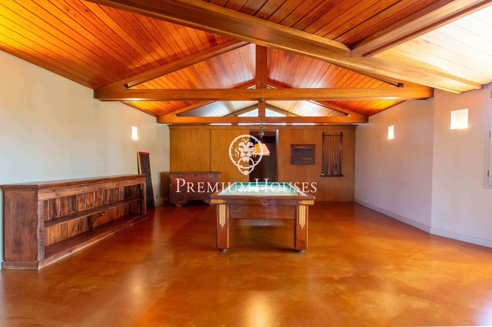 8 slaapkamer Villa te koop in Montornes del Valles met zwembad garage - € 1.200.000 (Ref: 9411237)