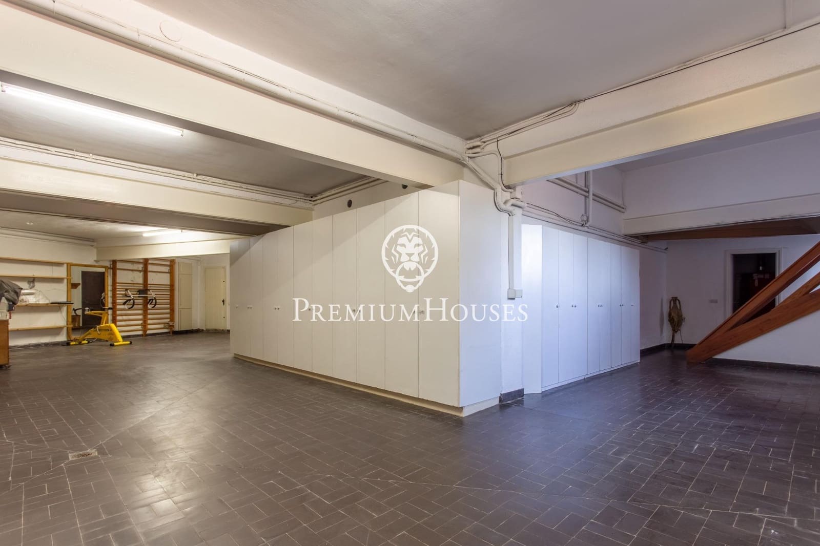 8 slaapkamer Villa te koop in Montornes del Valles met zwembad garage - € 1.200.000 (Ref: 9411237)