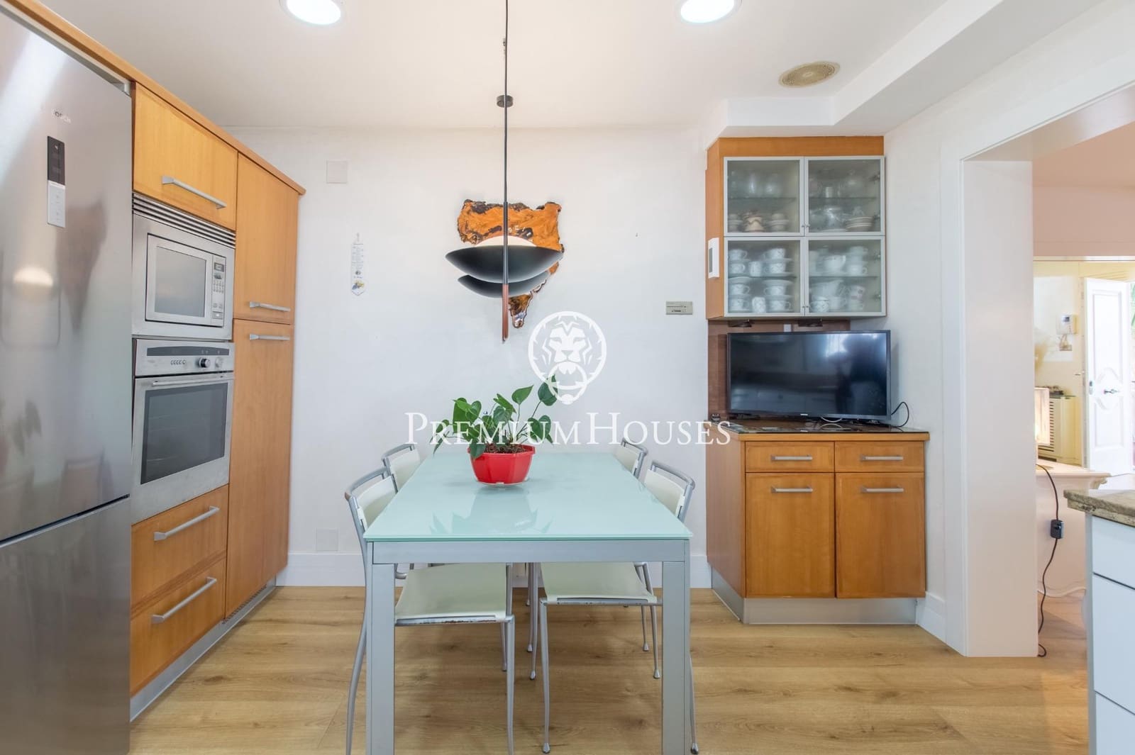 5 soverom Villa til salgs i El Masnou med svømmebasseng garasje - € 1 395 000 (Ref: 9414085)