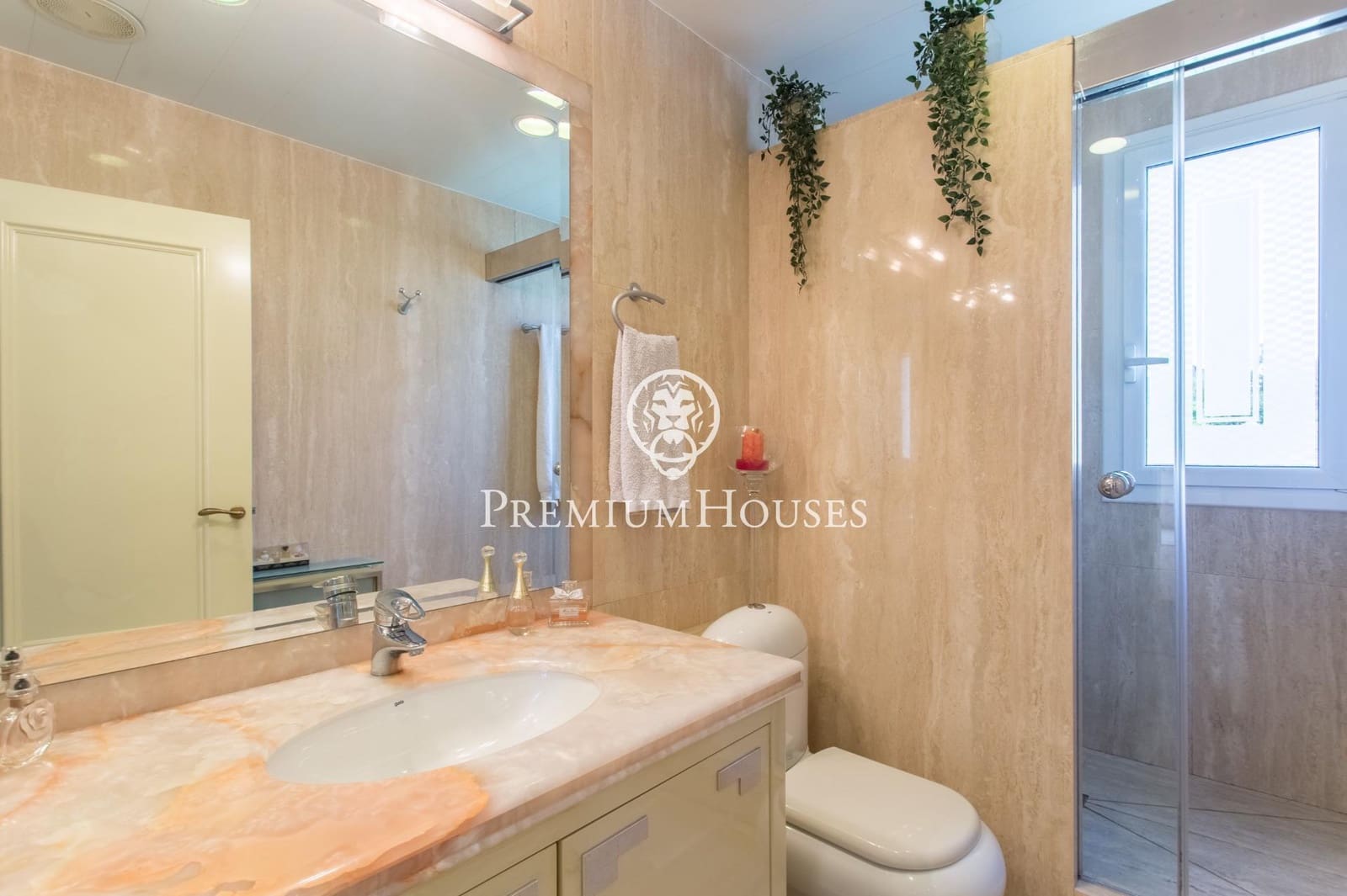 5 soverom Villa til salgs i El Masnou med svømmebasseng garasje - € 1 395 000 (Ref: 9414085)