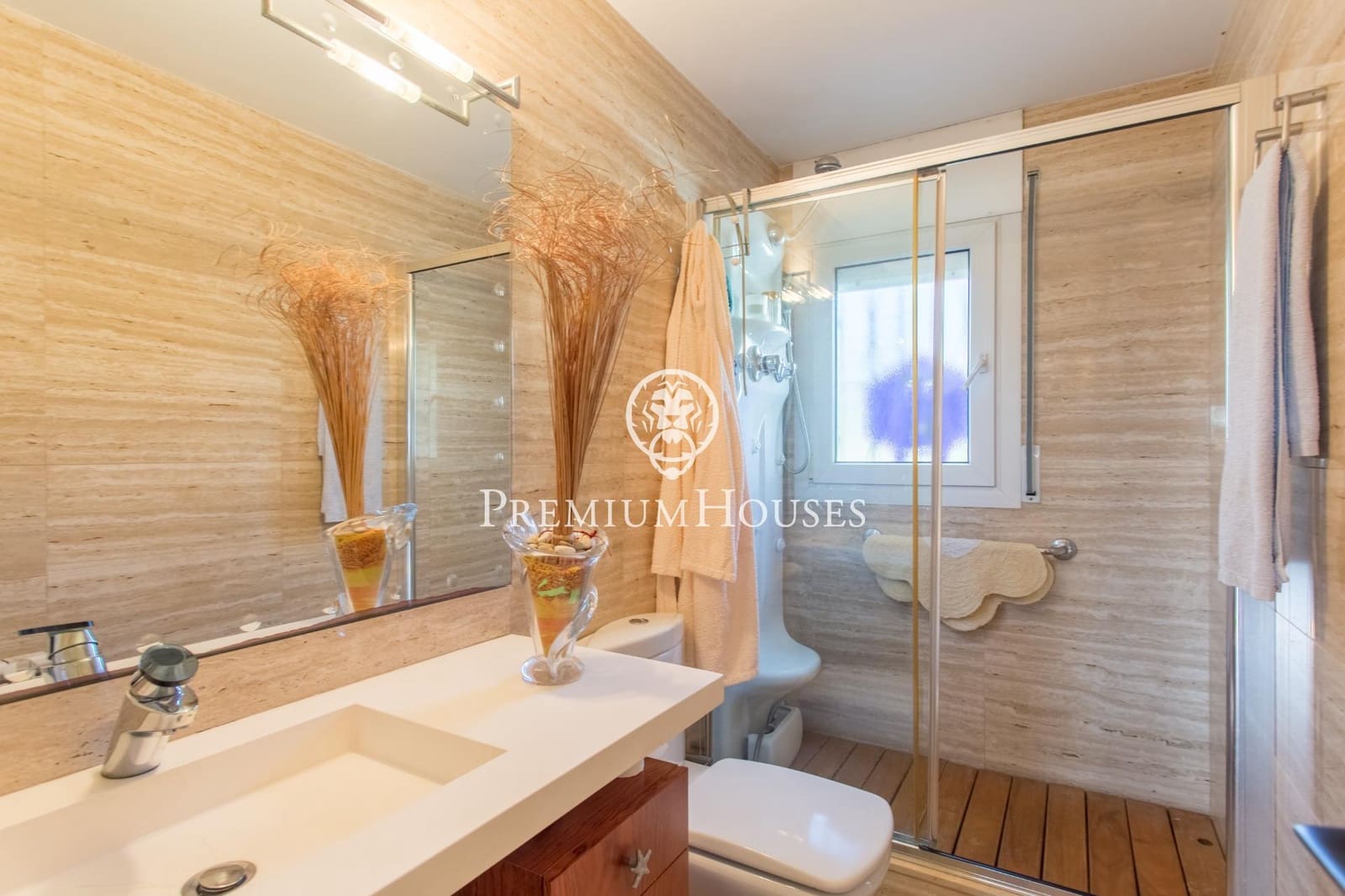 5 soverom Villa til salgs i El Masnou med svømmebasseng garasje - € 1 395 000 (Ref: 9414085)