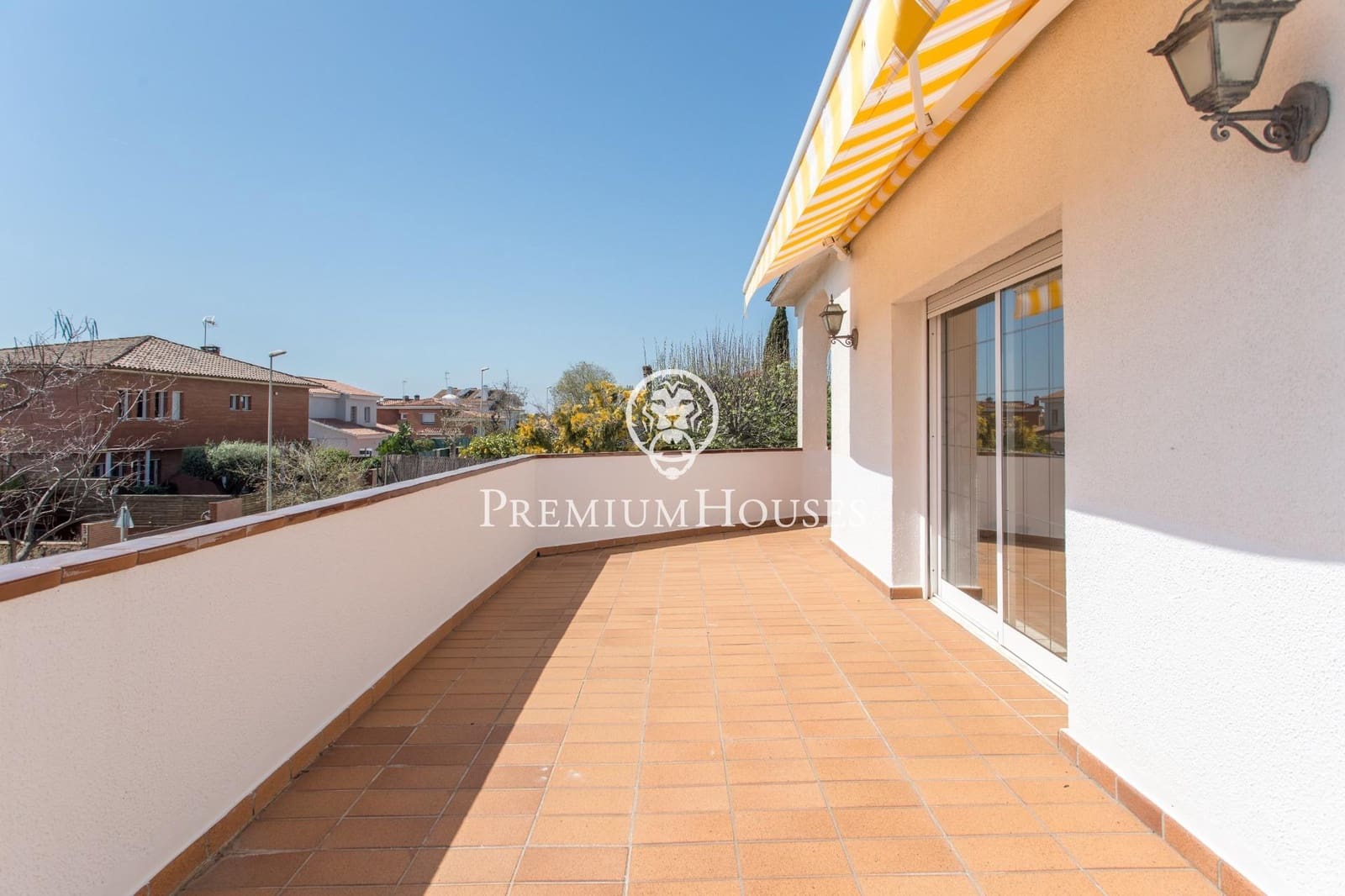 5 soverom Villa til salgs i El Masnou med svømmebasseng garasje - € 1 395 000 (Ref: 9414085)