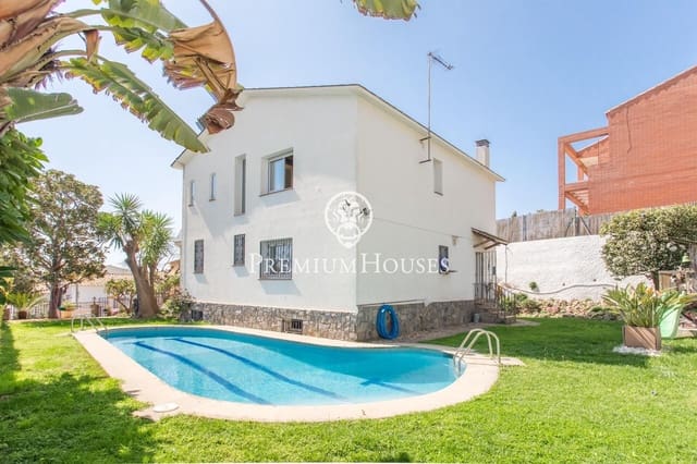 5 soverom Villa til salgs i El Masnou med svømmebasseng garasje - € 1 395 000 (Ref: 9414085)