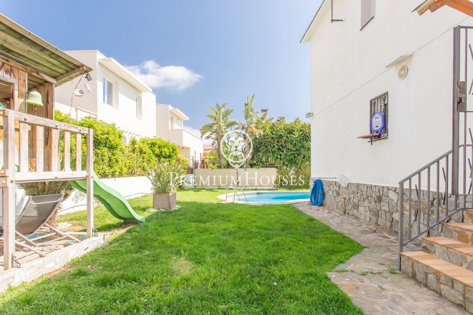 5 soverom Villa til salgs i El Masnou med svømmebasseng garasje - € 1 395 000 (Ref: 9414085)