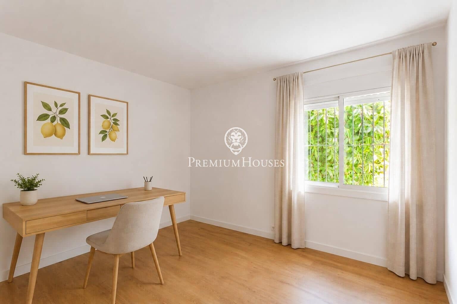 5 soverom Villa til salgs i El Masnou med svømmebasseng garasje - € 1 290 000 (Ref: 9414085)