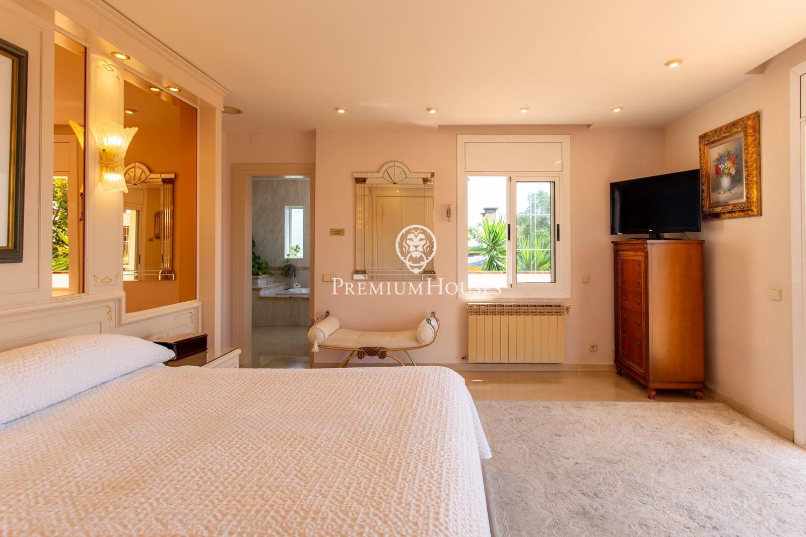 5 soverom Villa til salgs i El Masnou med svømmebasseng garasje - € 1 290 000 (Ref: 9414085)