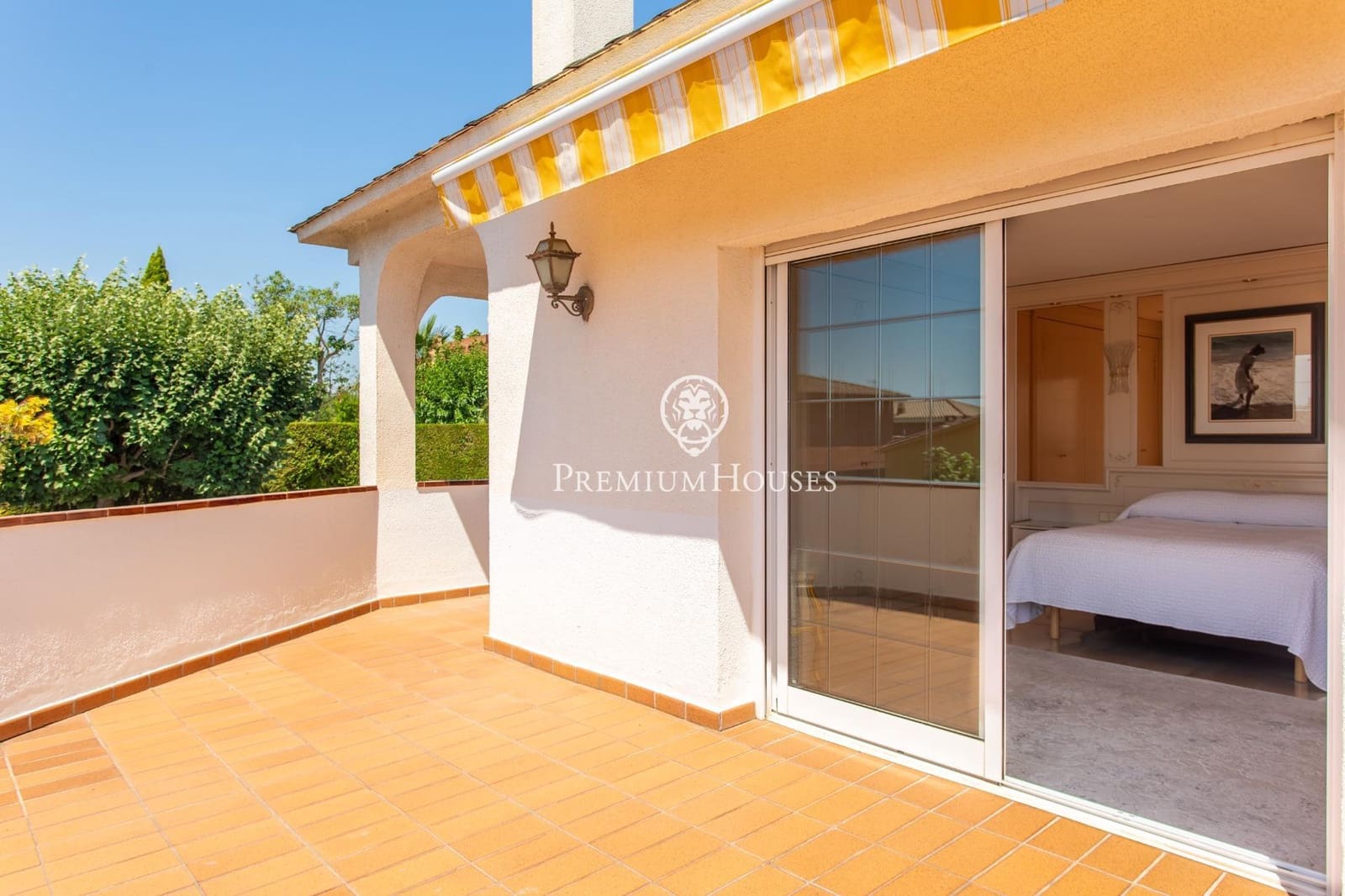 5 soverom Villa til salgs i El Masnou med svømmebasseng garasje - € 1 290 000 (Ref: 9414085)