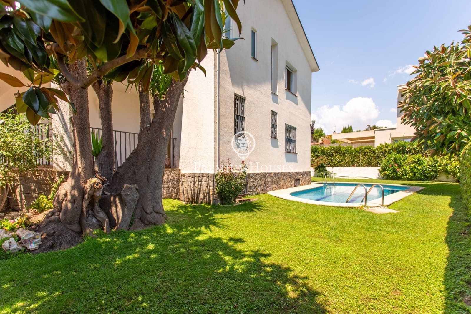 5 soverom Villa til salgs i El Masnou med svømmebasseng garasje - € 1 290 000 (Ref: 9414085)