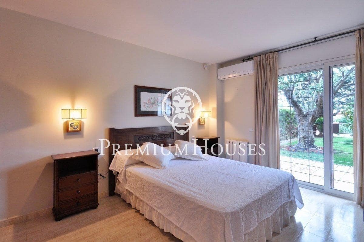 4 soveværelse Villa til salg i Cabrera de Mar med swimmingpool garage - € 845.000 (Ref: 9419743)