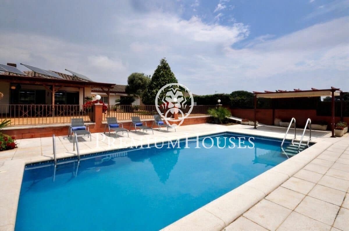 4 soveværelse Villa til salg i Cabrera de Mar med swimmingpool garage - € 845.000 (Ref: 9419743)