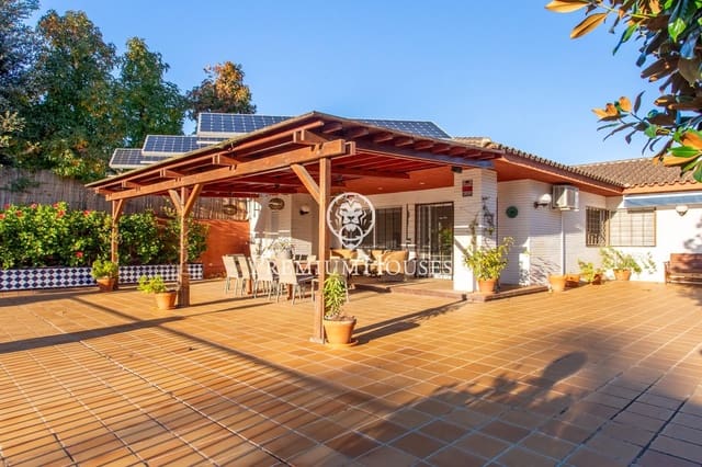 4 soveværelse Villa til salg i Cabrera de Mar med swimmingpool garage - € 845.000 (Ref: 9419743)