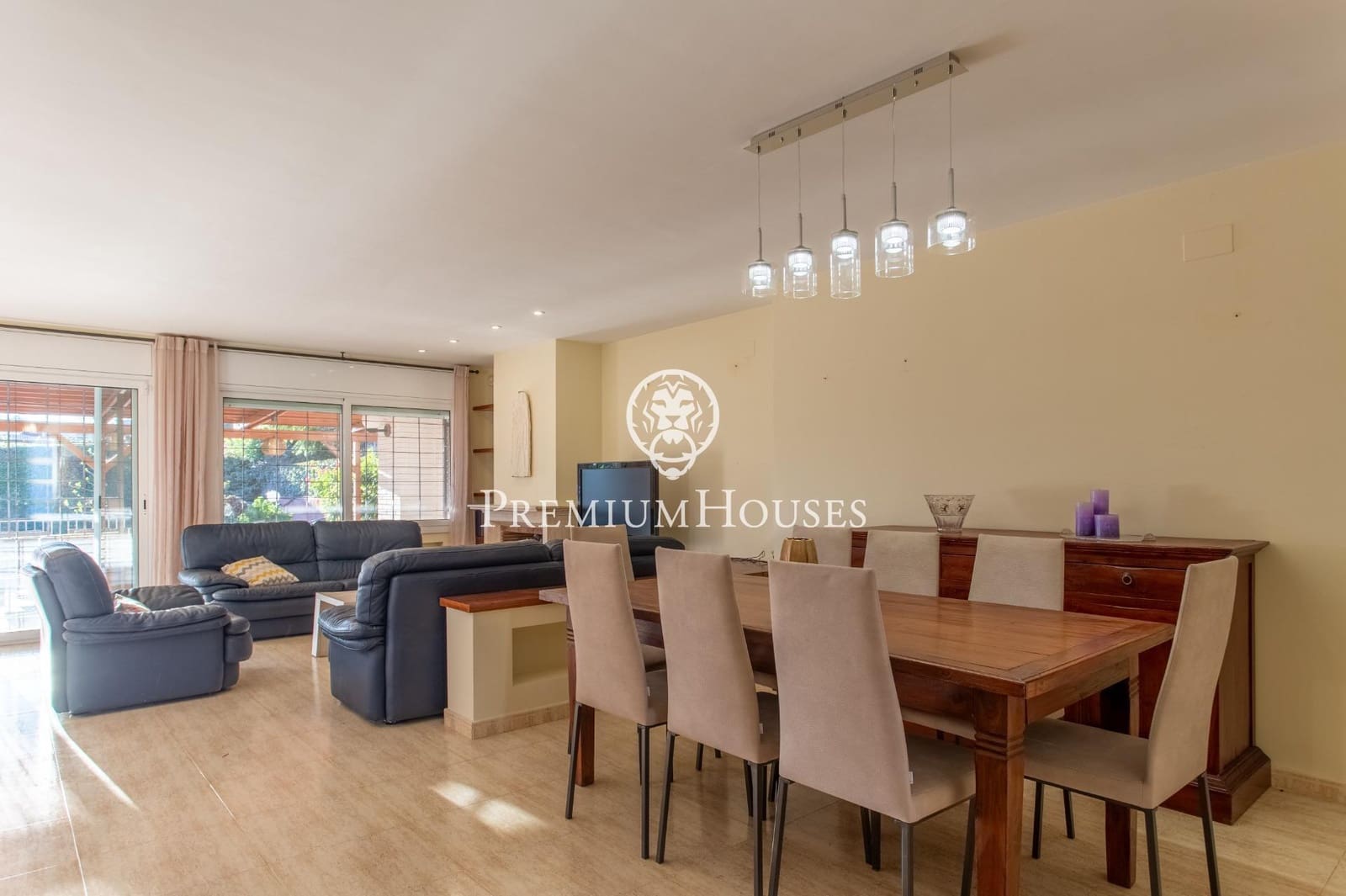 4 quarto Moradia para venda em Cabrera de Mar com piscina garagem - 845 000 € (Ref: 9419743)