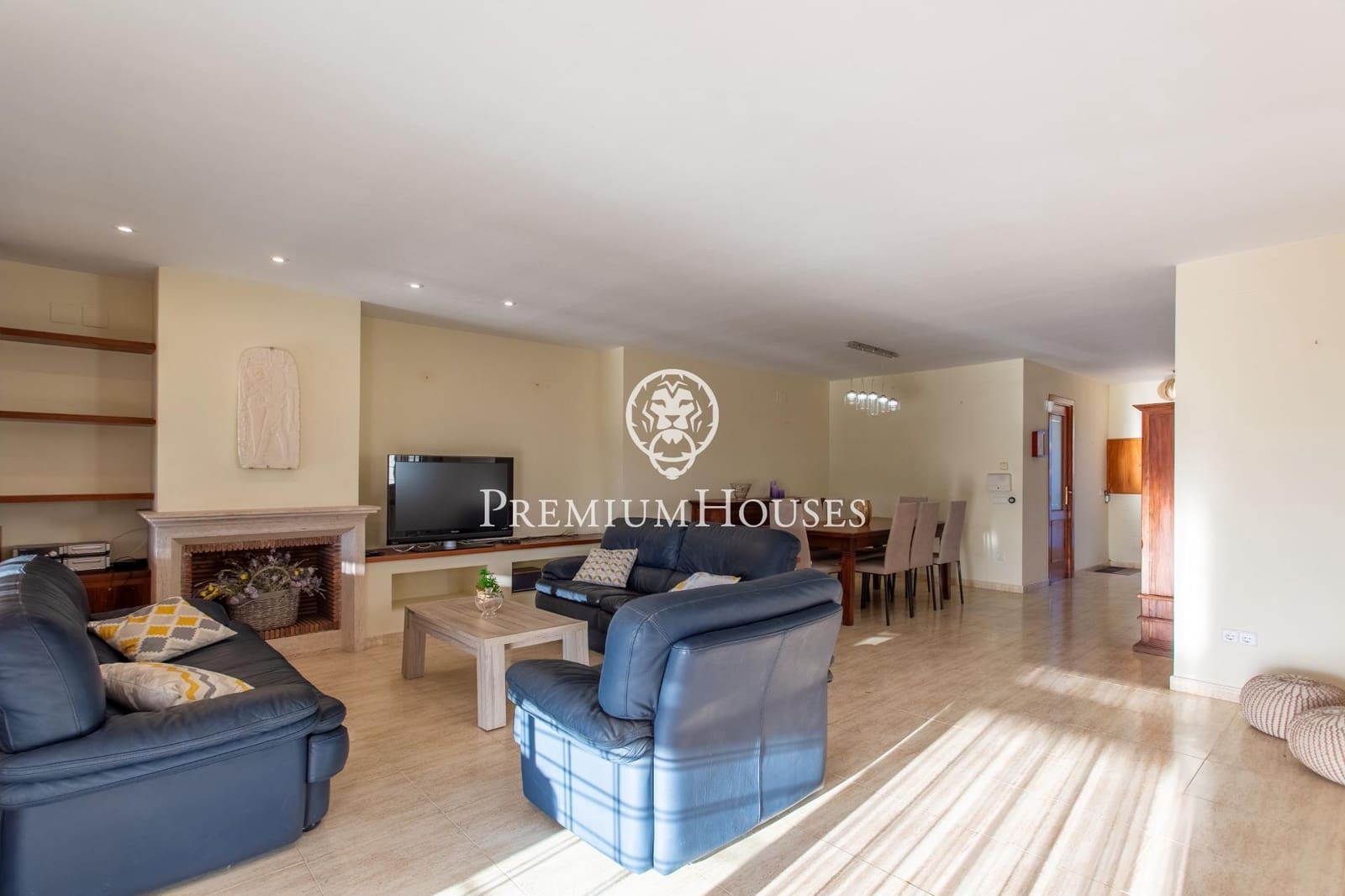 4 quarto Moradia para venda em Cabrera de Mar com piscina garagem - 845 000 € (Ref: 9419743)