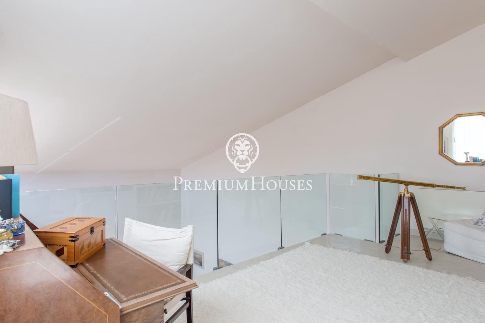 5 soverom Villa til salgs i Vallromanes med svømmebasseng garasje - € 1 900 000 (Ref: 9427204)