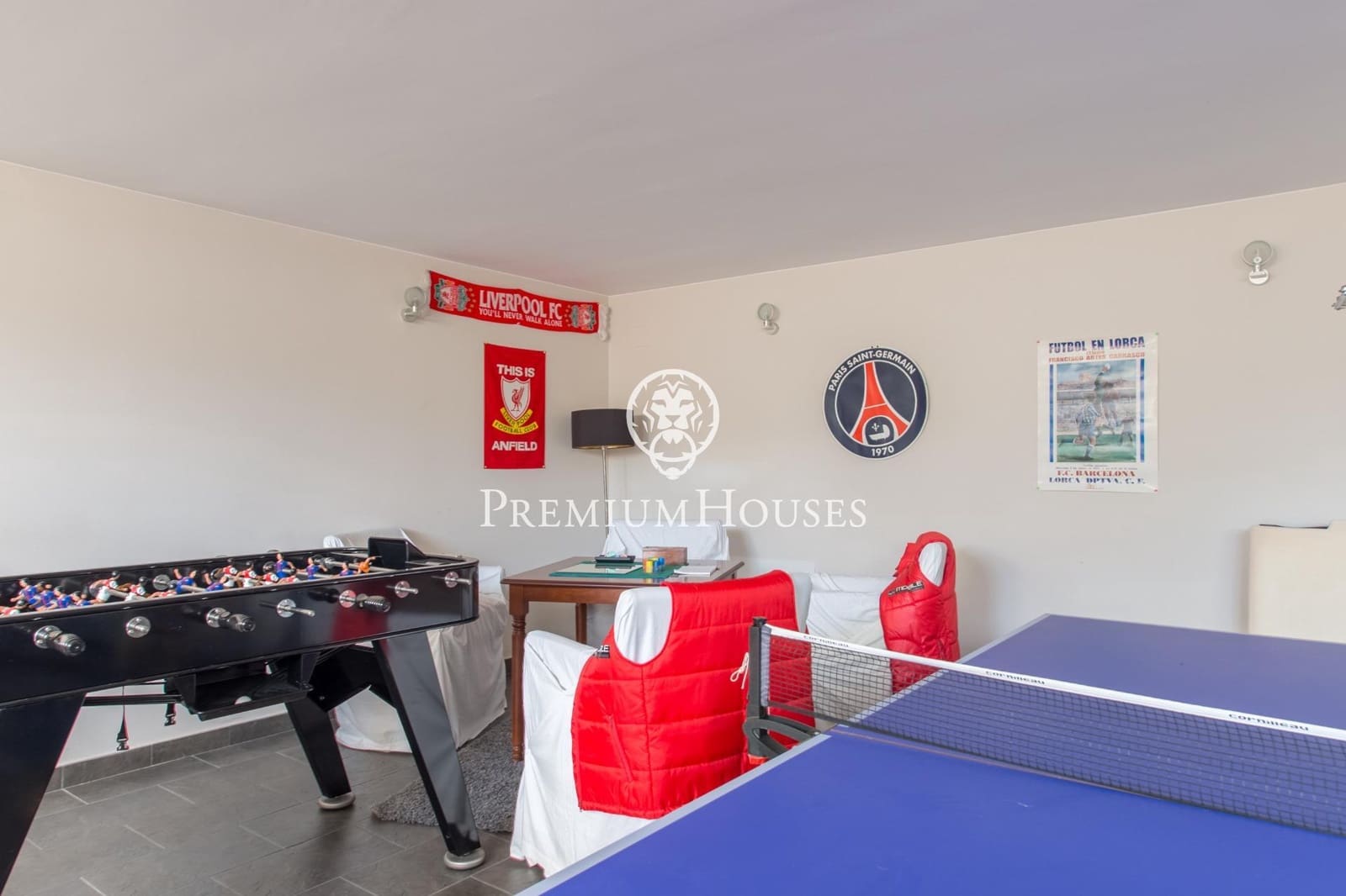 5 soverom Villa til salgs i Vallromanes med svømmebasseng garasje - € 1 900 000 (Ref: 9427204)