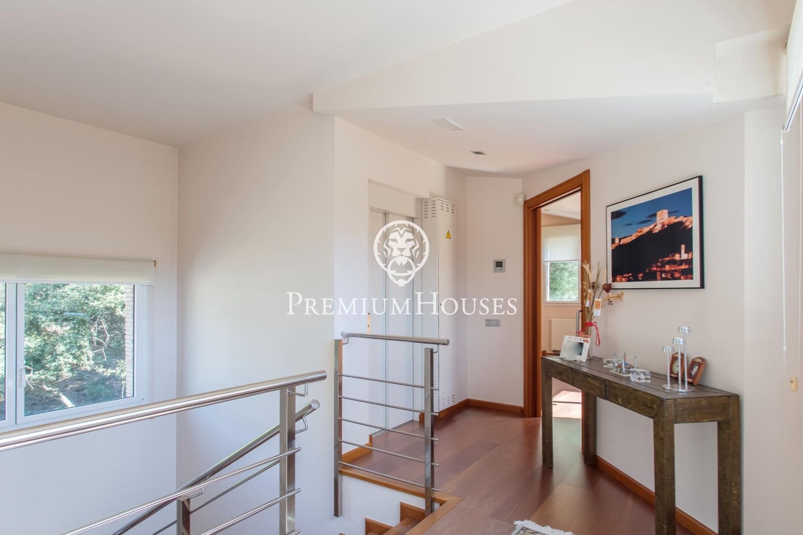 5 soverom Villa til salgs i Vallromanes med svømmebasseng garasje - € 1 900 000 (Ref: 9427204)