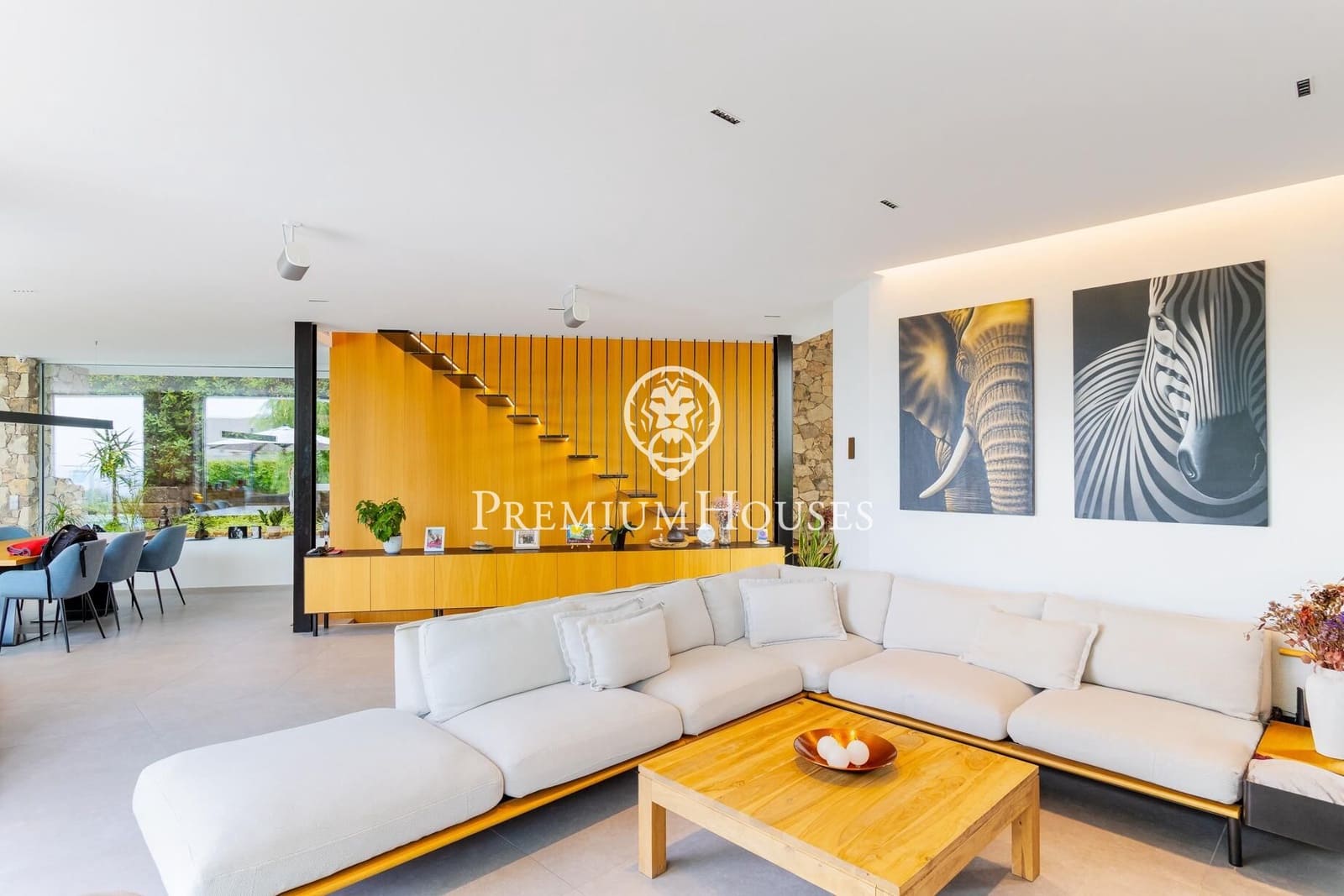 4 soveværelse Villa til salg i Teia med swimmingpool garage - € 2.500.000 (Ref: 9427205)