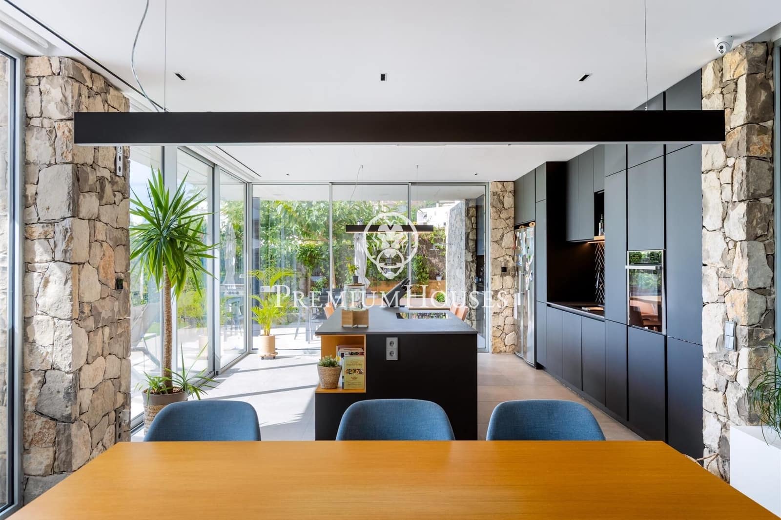 4 soveværelse Villa til salg i Teia med swimmingpool garage - € 2.500.000 (Ref: 9427205)