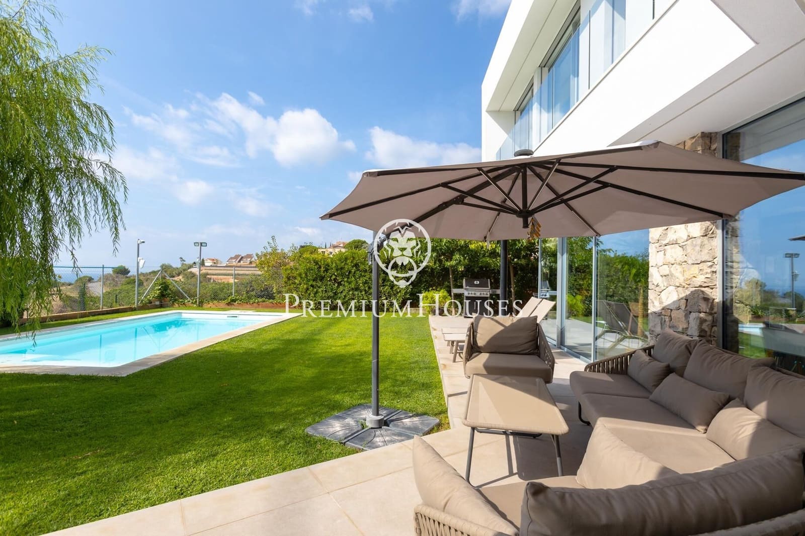 4 soveværelse Villa til salg i Teia med swimmingpool garage - € 2.500.000 (Ref: 9427205)