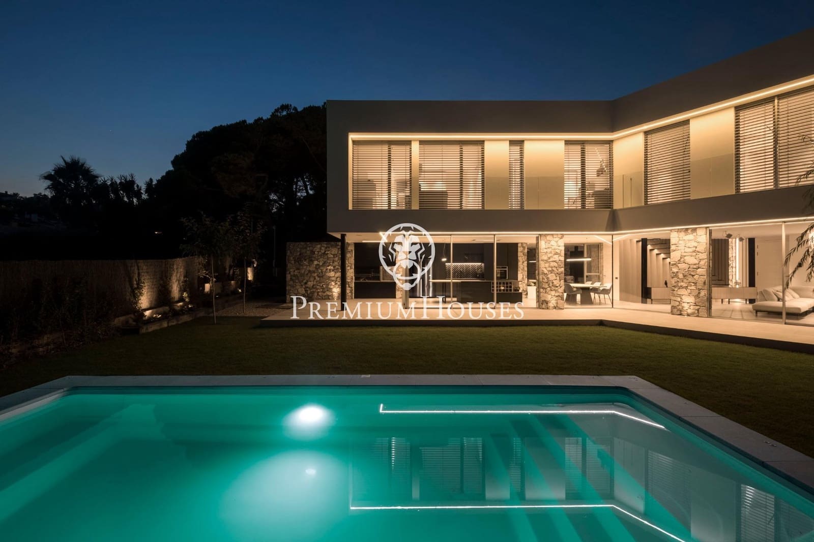 4 soveværelse Villa til salg i Teia med swimmingpool garage - € 2.500.000 (Ref: 9427205)