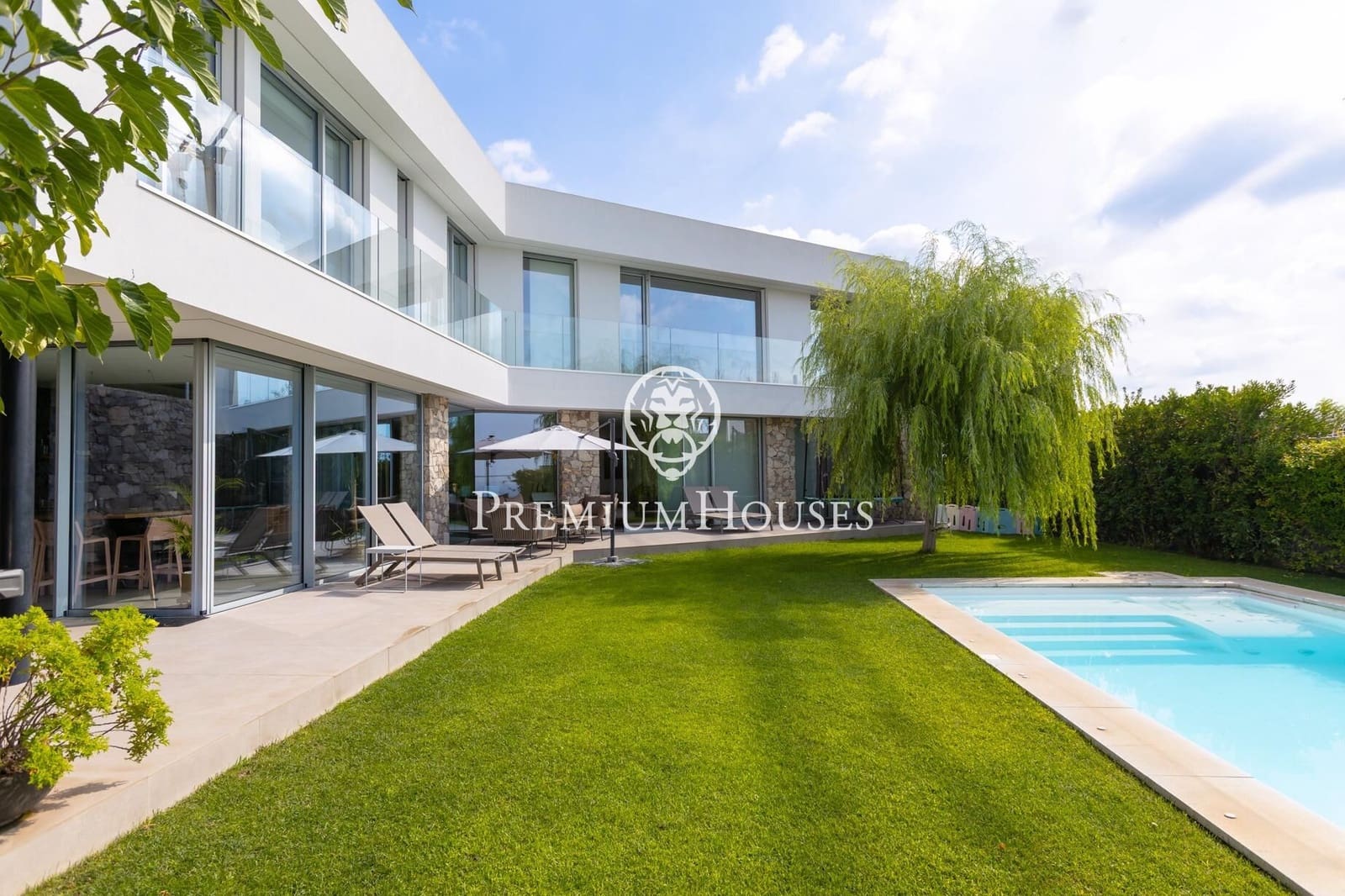 4 soveværelse Villa til salg i Teia med swimmingpool garage - € 2.500.000 (Ref: 9427205)