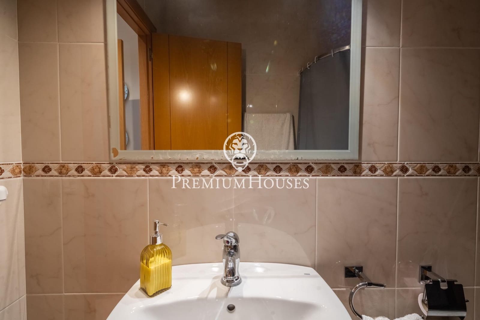 5 slaapkamer Villa te koop in Canet de Mar met zwembad garage - € 1.350.000 (Ref: 9436309)