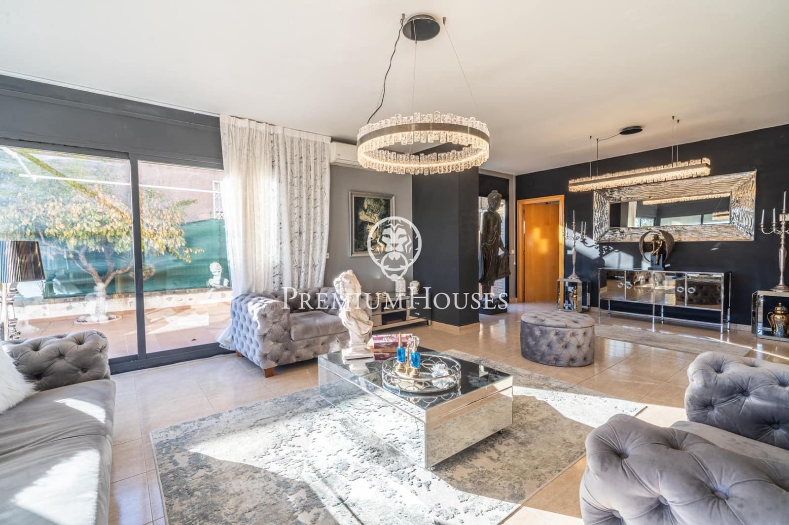 5 slaapkamer Villa te koop in Canet de Mar met zwembad garage - € 1.350.000 (Ref: 9436309)