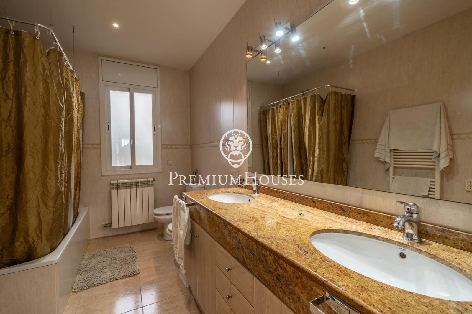 5 slaapkamer Villa te koop in Canet de Mar met zwembad garage - € 1.350.000 (Ref: 9436309)