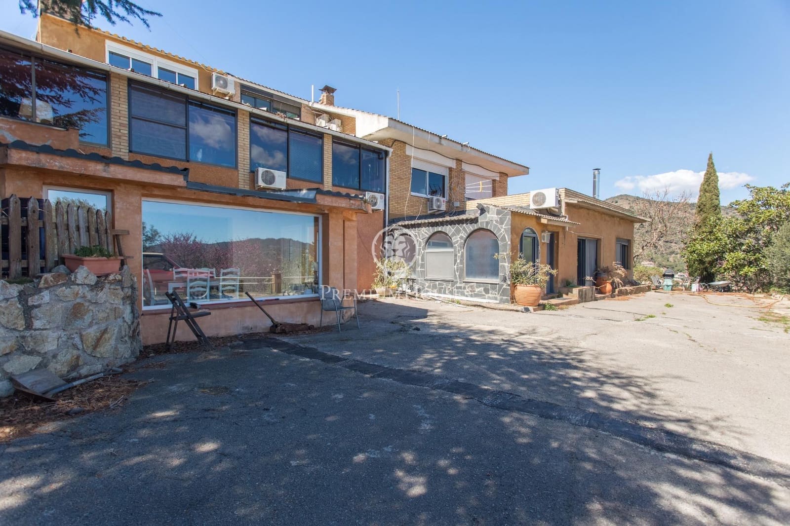 12 slaapkamer Finca/Landhuis te koop in Alella met zwembad garage - € 1.395.000 (Ref: 9436310)
