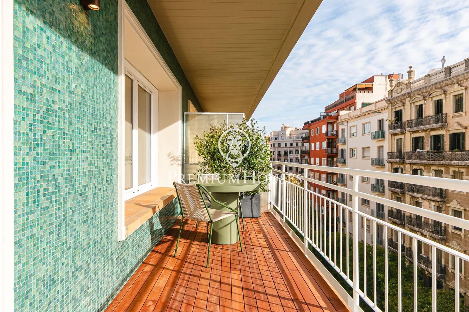 4 soverom Leilighet til salgs i Barcelona by med garasje - € 2 300 000 (Ref: 9437811)