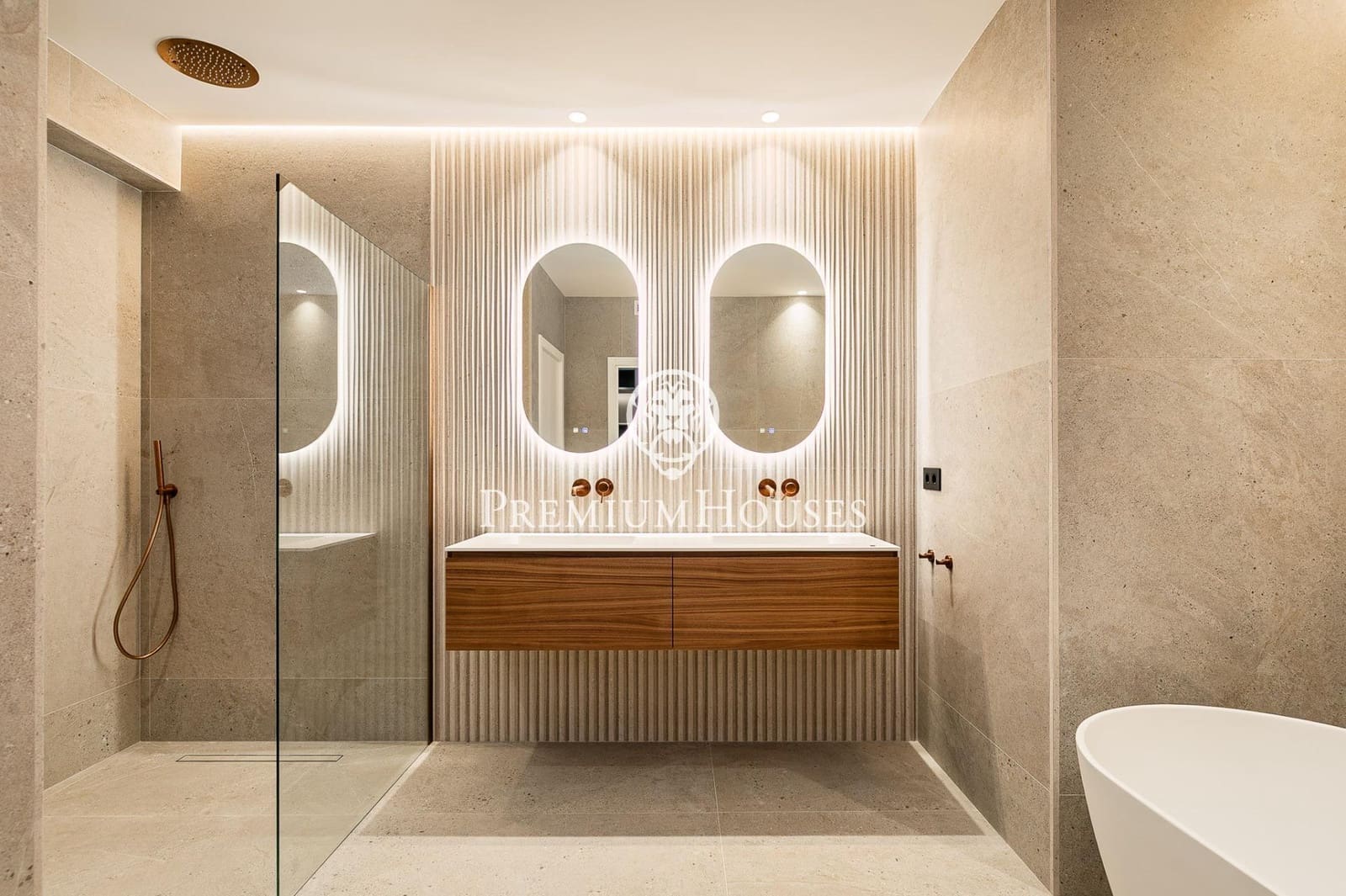 4 soverom Leilighet til salgs i Barcelona by med garasje - € 2 300 000 (Ref: 9437811)