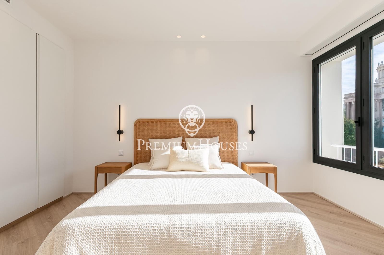 4 soverom Leilighet til salgs i Barcelona by med garasje - € 2 300 000 (Ref: 9437811)