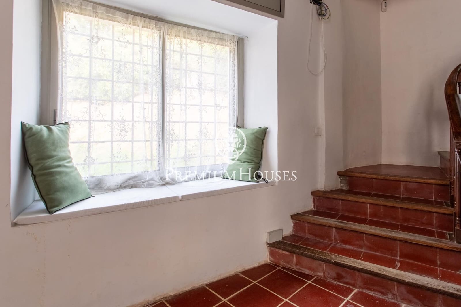8 slaapkamer Villa te koop in Sant Andreu de Llavaneres met zwembad - € 837.000 (Ref: 9446327)