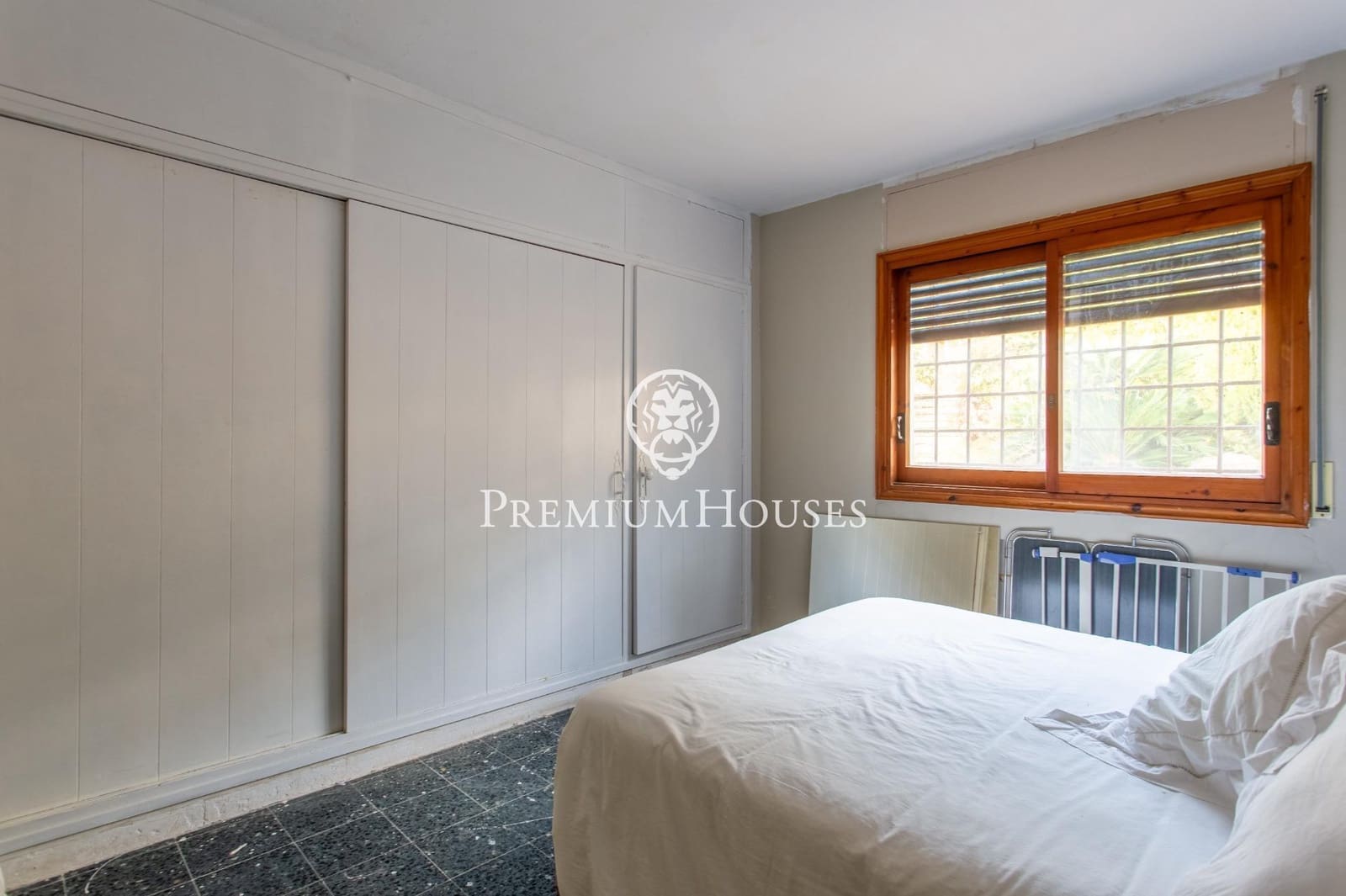 8 slaapkamer Villa te koop in Sant Andreu de Llavaneres met zwembad - € 837.000 (Ref: 9446327)