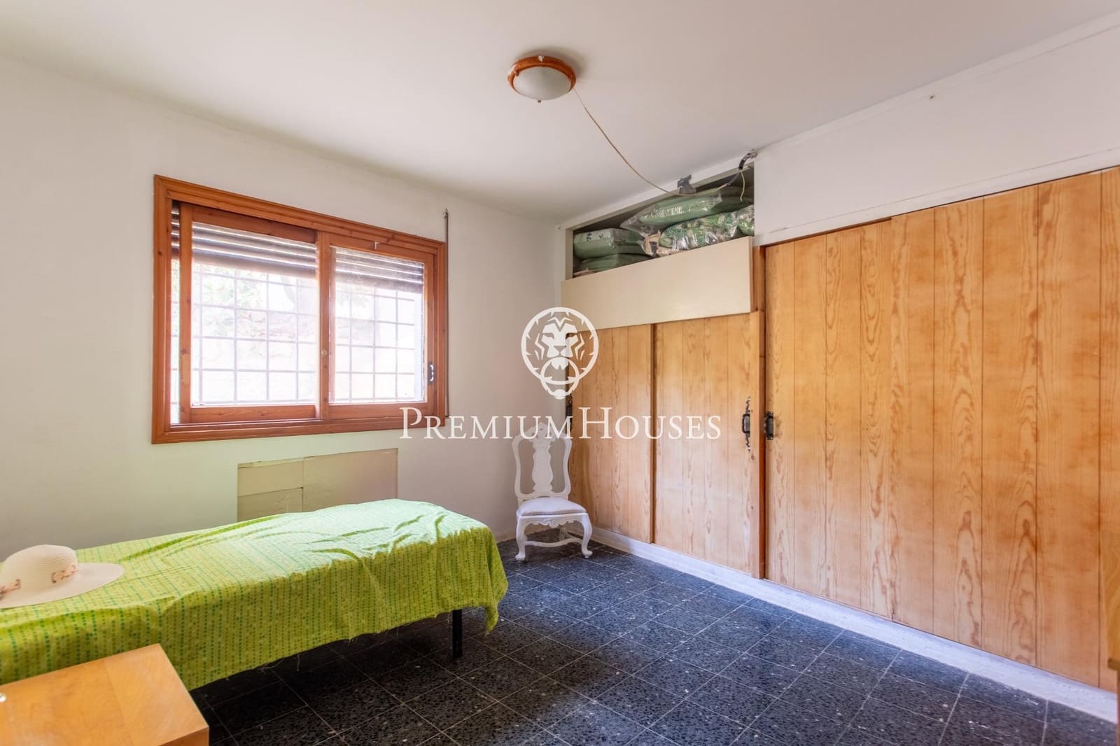 8 slaapkamer Villa te koop in Sant Andreu de Llavaneres met zwembad - € 837.000 (Ref: 9446327)