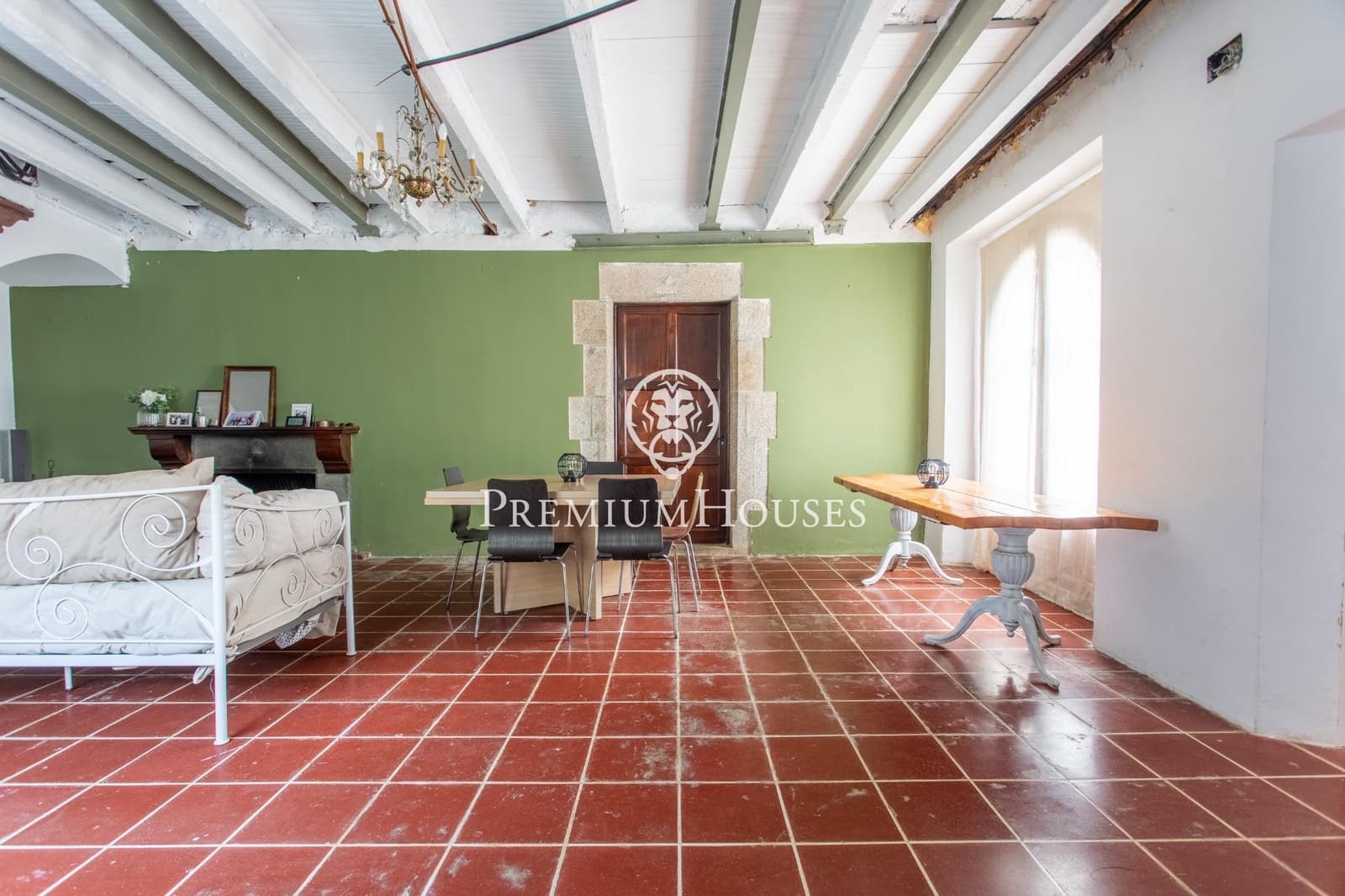 8 slaapkamer Villa te koop in Sant Andreu de Llavaneres met zwembad - € 837.000 (Ref: 9446327)