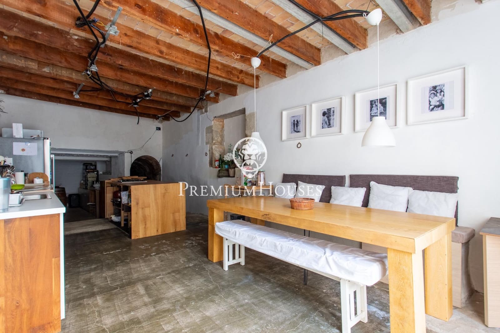 8 slaapkamer Villa te koop in Sant Andreu de Llavaneres met zwembad - € 837.000 (Ref: 9446327)