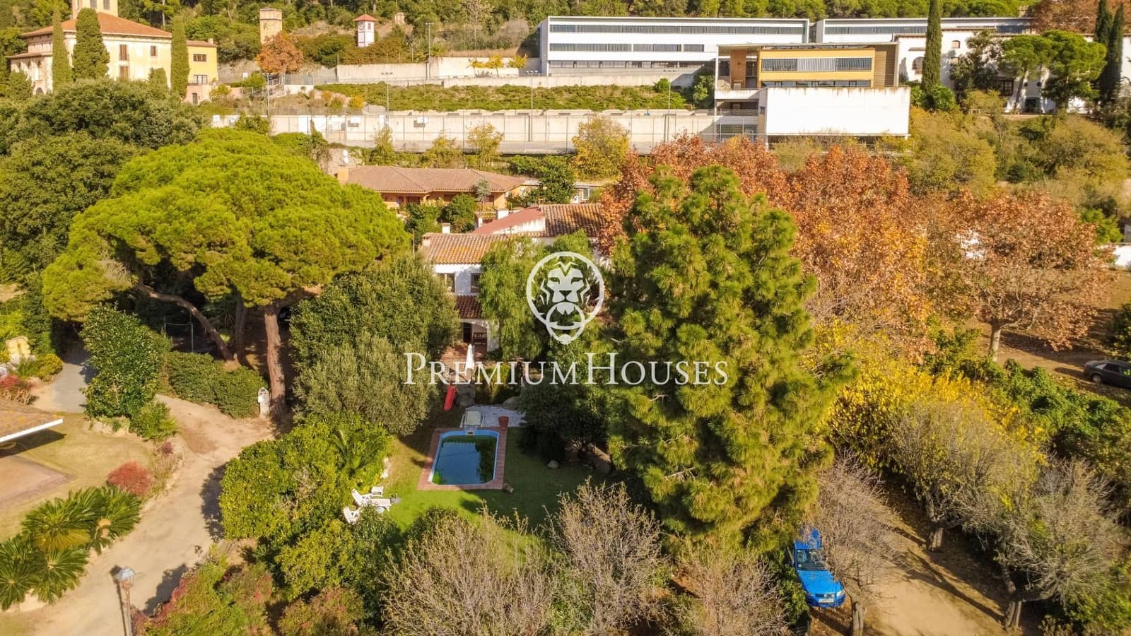 8 slaapkamer Villa te koop in Sant Andreu de Llavaneres met zwembad - € 837.000 (Ref: 9446327)