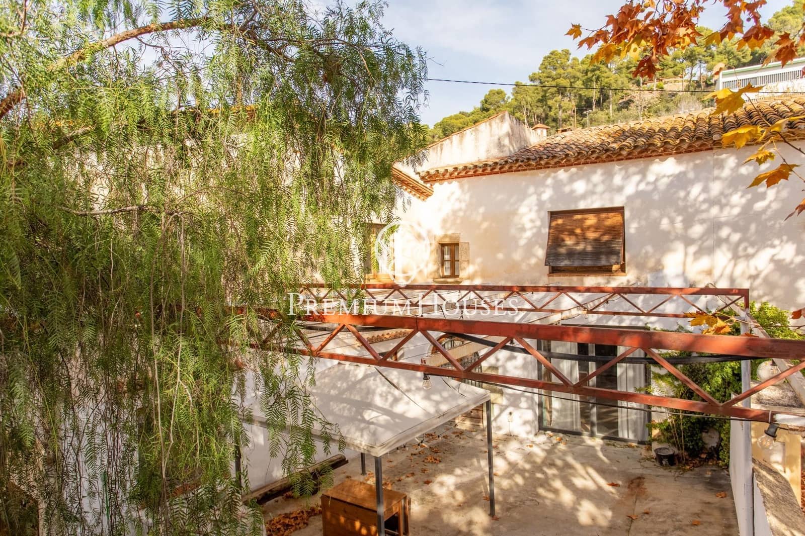 8 slaapkamer Villa te koop in Sant Andreu de Llavaneres met zwembad - € 837.000 (Ref: 9446327)