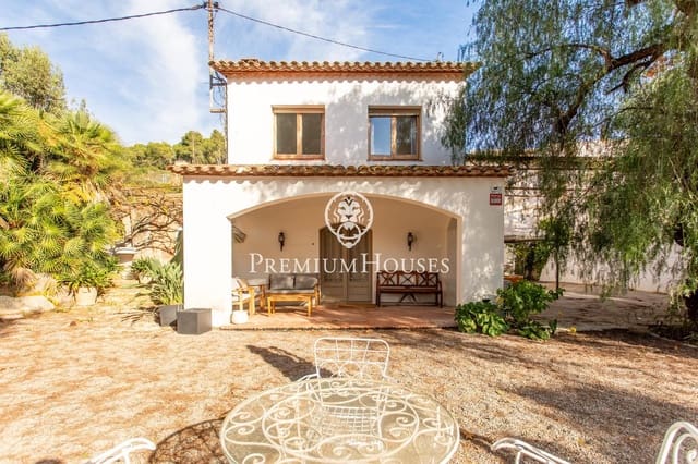 8 slaapkamer Villa te koop in Sant Andreu de Llavaneres met zwembad - € 837.000 (Ref: 9446327)