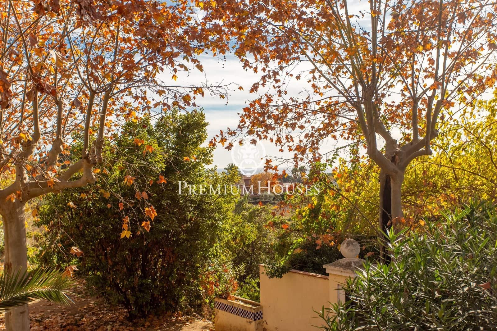 8 slaapkamer Villa te koop in Sant Andreu de Llavaneres met zwembad - € 837.000 (Ref: 9446327)