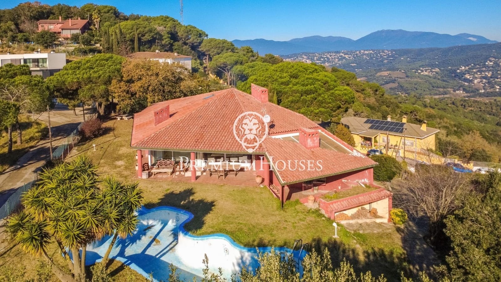 4 soverom Villa til salgs i Mataro med garasje - € 645 000 (Ref: 9446328)