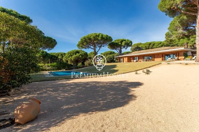 5 sovrum Villa till salu i Sant Andreu de Llavaneres med pool garage - 1 450 000 € (Ref: 9446329)