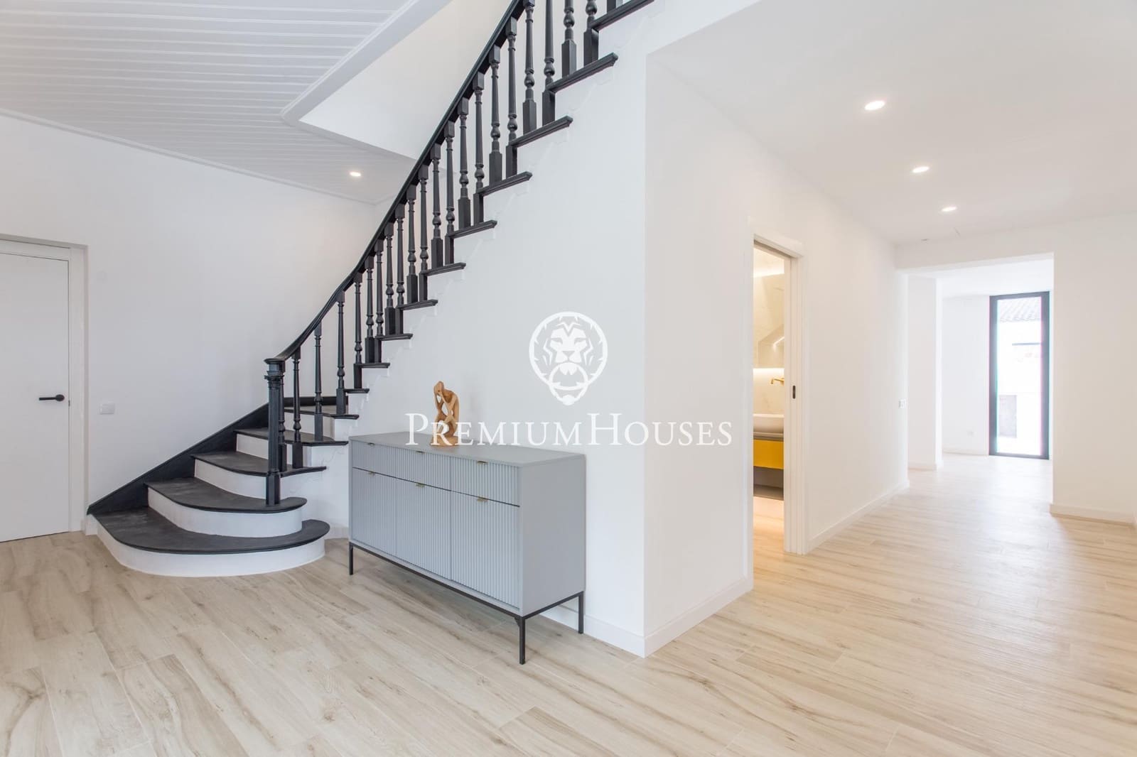 8 soverom Villa til salgs i Sant Andreu de Llavaneres med svømmebasseng garasje - € 2 475 000 (Ref: 9446330)