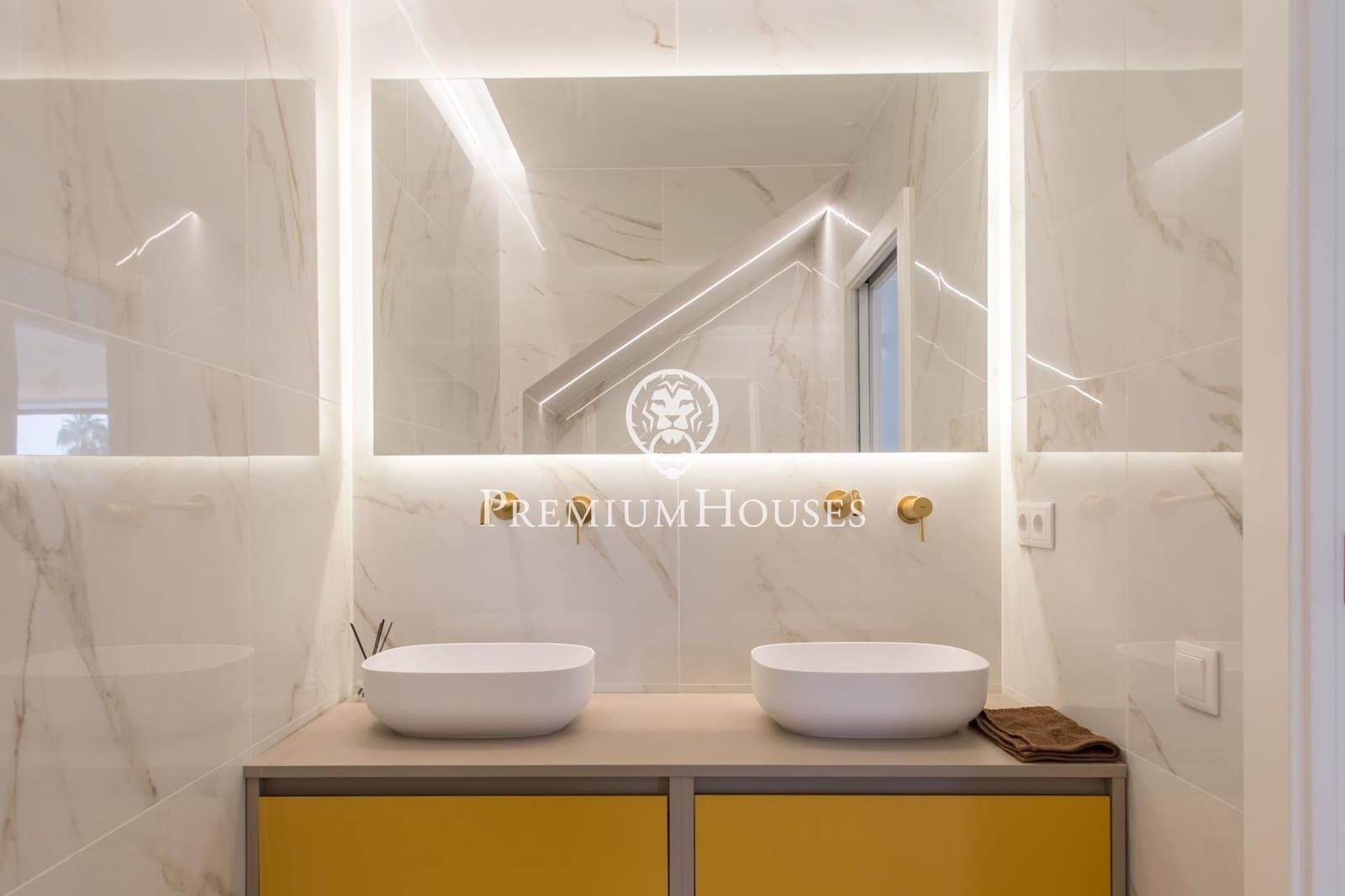 8 soverom Villa til salgs i Sant Andreu de Llavaneres med svømmebasseng garasje - € 2 475 000 (Ref: 9446330)