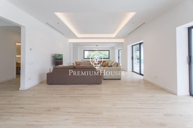 8 soverom Villa til salgs i Sant Andreu de Llavaneres med svømmebasseng garasje - € 2 475 000 (Ref: 9446330)