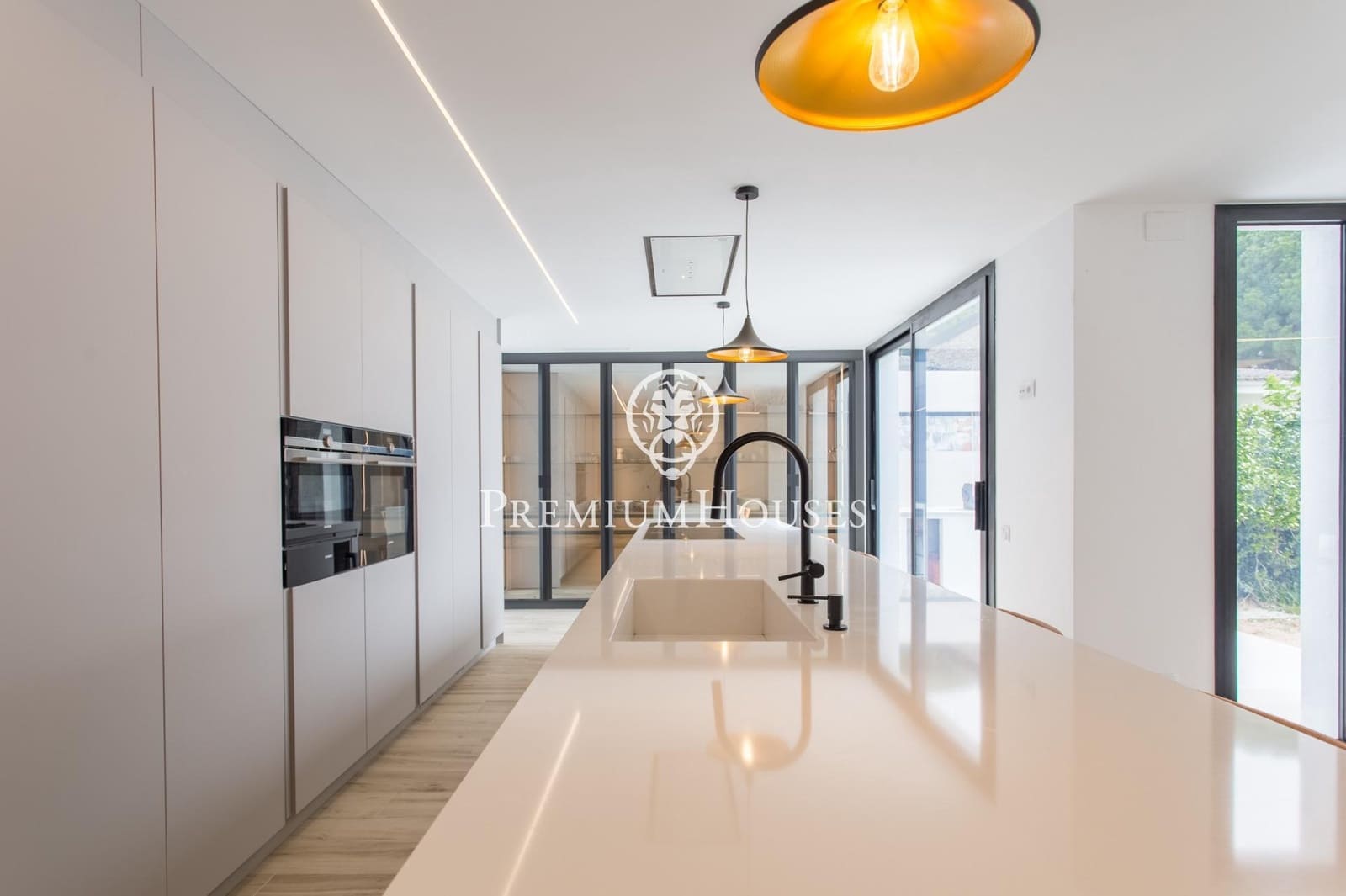 8 soverom Villa til salgs i Sant Andreu de Llavaneres med svømmebasseng garasje - € 2 475 000 (Ref: 9446330)