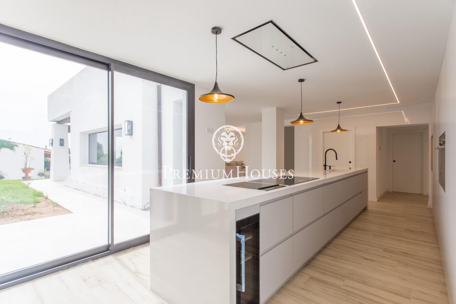 8 soverom Villa til salgs i Sant Andreu de Llavaneres med svømmebasseng garasje - € 2 475 000 (Ref: 9446330)