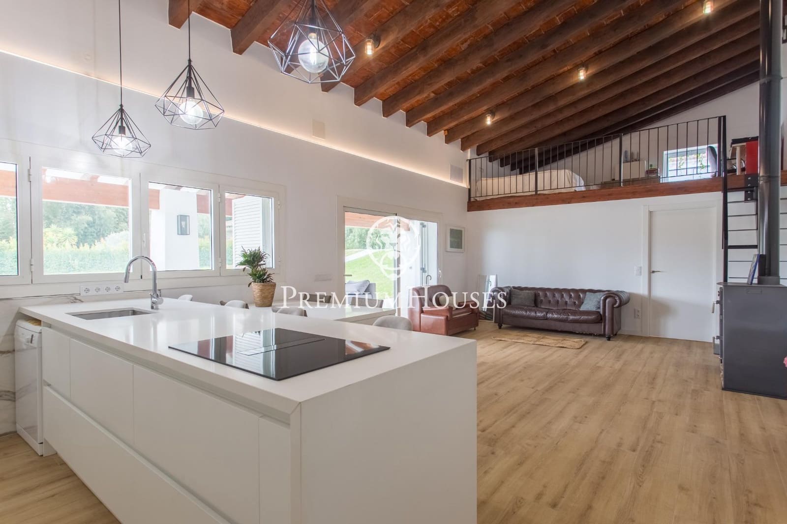 8 soverom Villa til salgs i Sant Andreu de Llavaneres med svømmebasseng garasje - € 2 475 000 (Ref: 9446330)